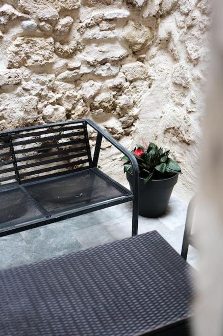 Le Cocon Capestanais Apartment Capestang Ngoại thất bức ảnh
